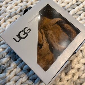 UGG Bixbee toddler booties. Chestnut Slippers. Size 4/5 (12-18 months)